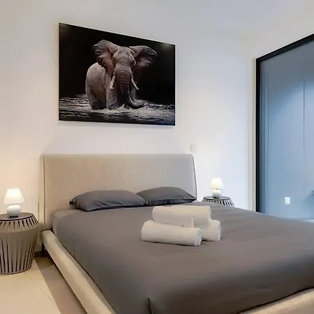 A Hollerich Appartement *